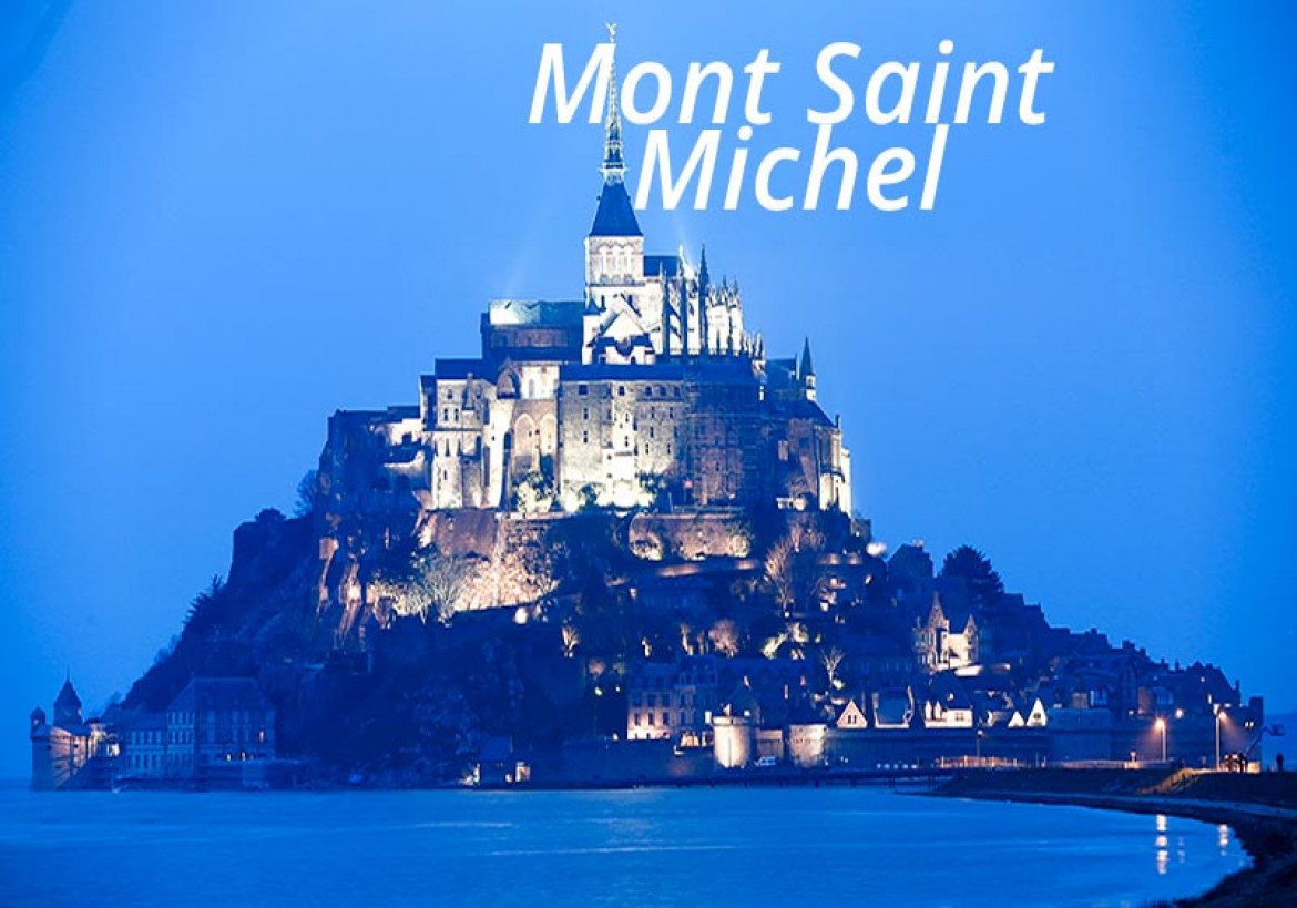 mont saint michel at twilight