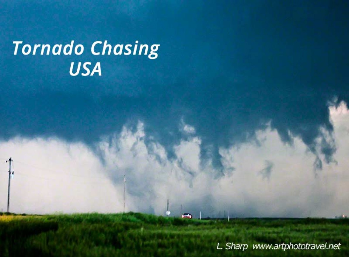 tornado chasing USA