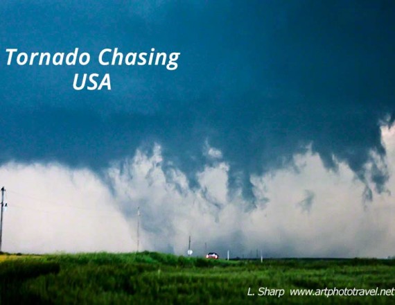 tornado chasing USA