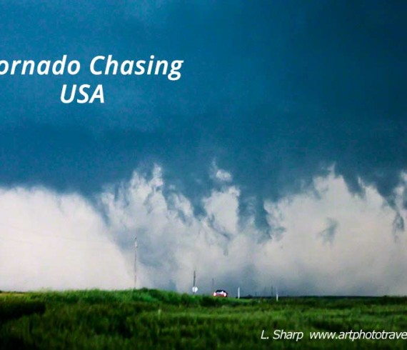 tornado chasing USA